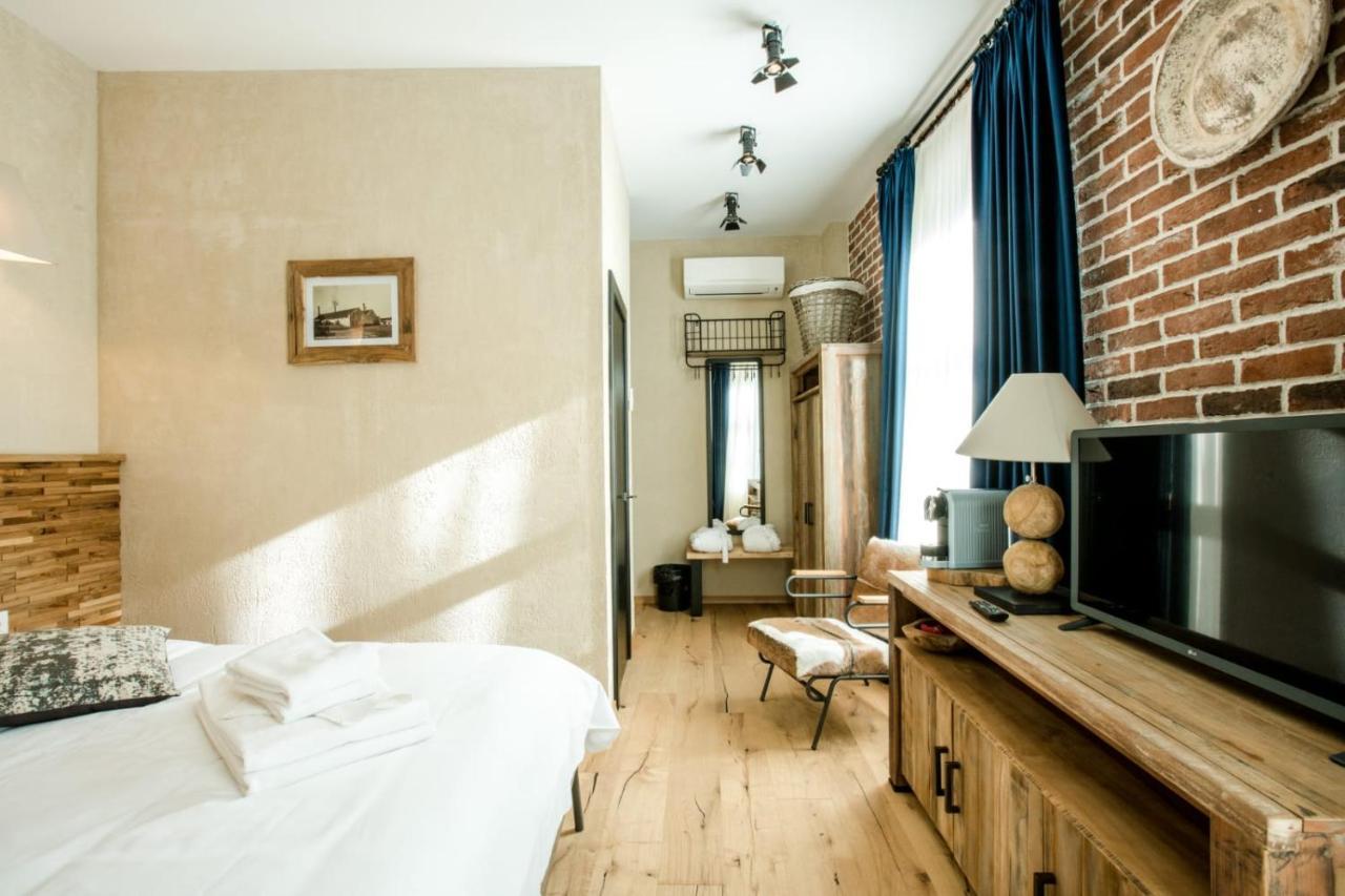 Acsa Inn Craiova Eksteriør bilde