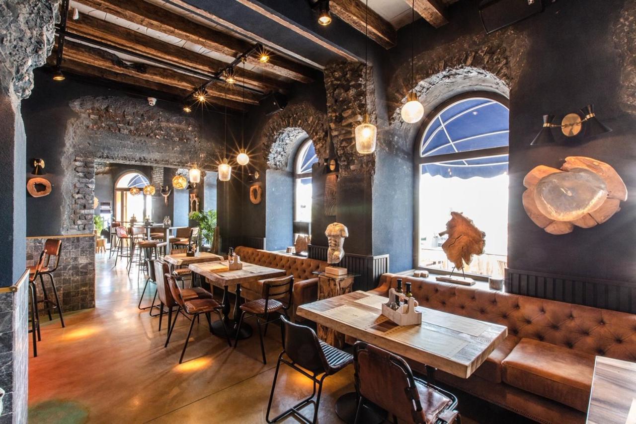 Acsa Inn Craiova Eksteriør bilde